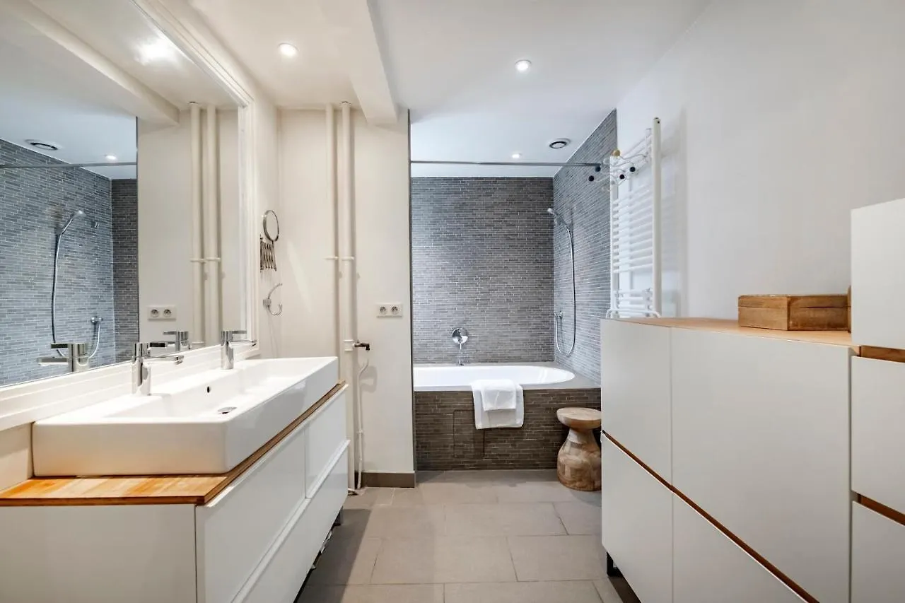 Veeve - Skywatcher'S Paradise Paris Apartment