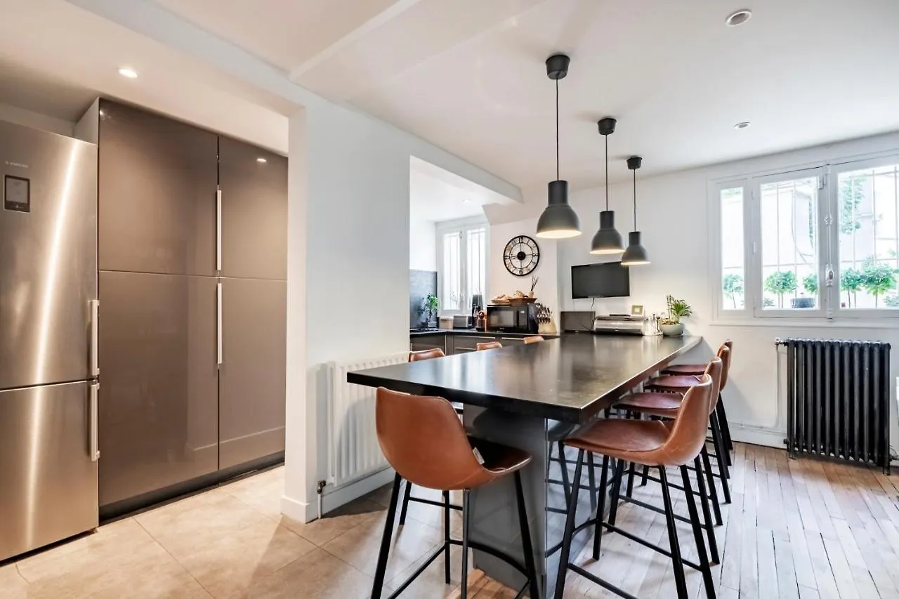 Veeve - Skywatcher'S Paradise Paris Apartment